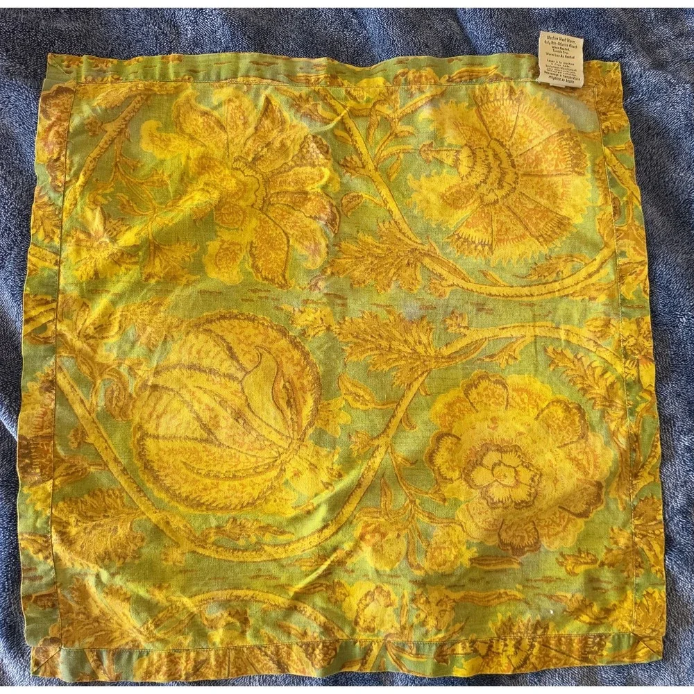 Pottery Barn Yellow Floral Cotton Napkin Set of 5 19in Made in India